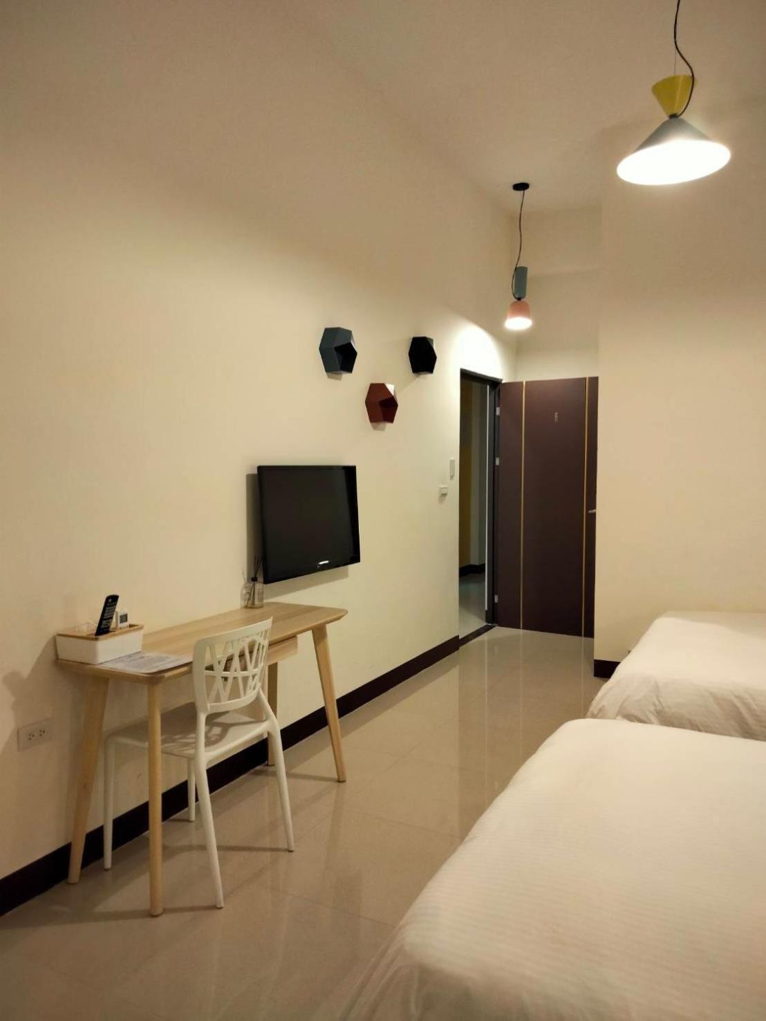 910 Hostel  Yuli Buitenkant foto